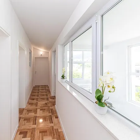 Appartamento In Kastel Kambelovac With Wifi Kaštela